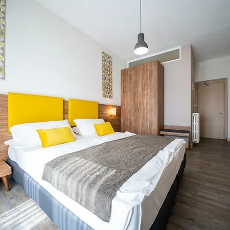 B Otel 2*